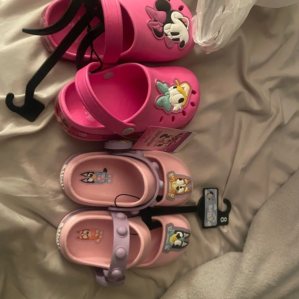 Kids Pink Cartoon Character Slip-On Sandals